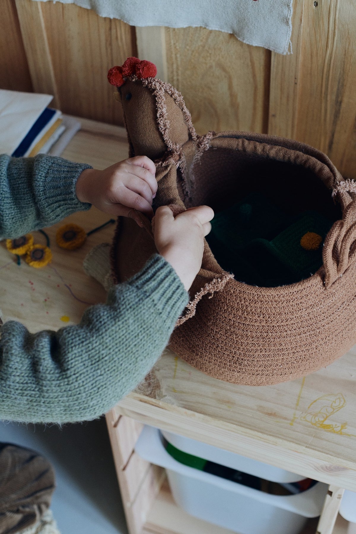 Decorative Basket Chicken